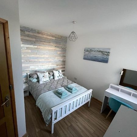 Harbour Loft! Newly Refurbished 3 Bed Flat! Burry Port Exterior photo