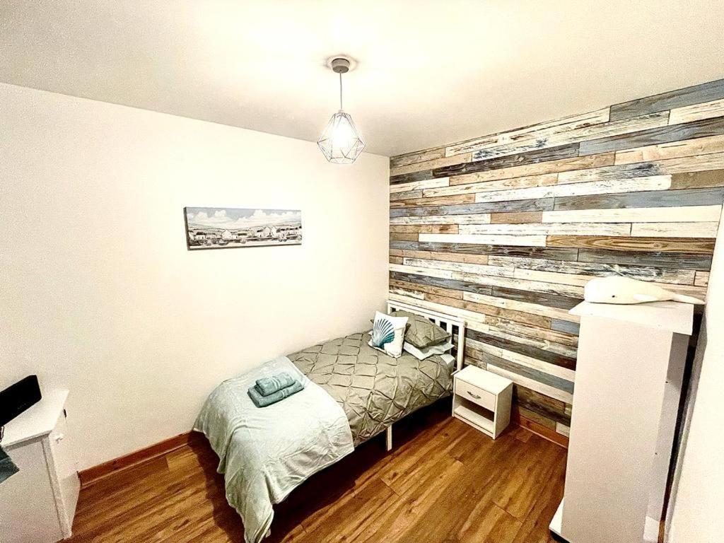 Harbour Loft! Newly Refurbished 3 Bed Flat! Burry Port Exterior photo