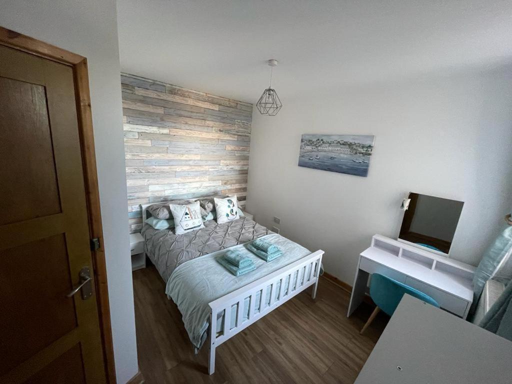 Harbour Loft! Newly Refurbished 3 Bed Flat! Burry Port Exterior photo